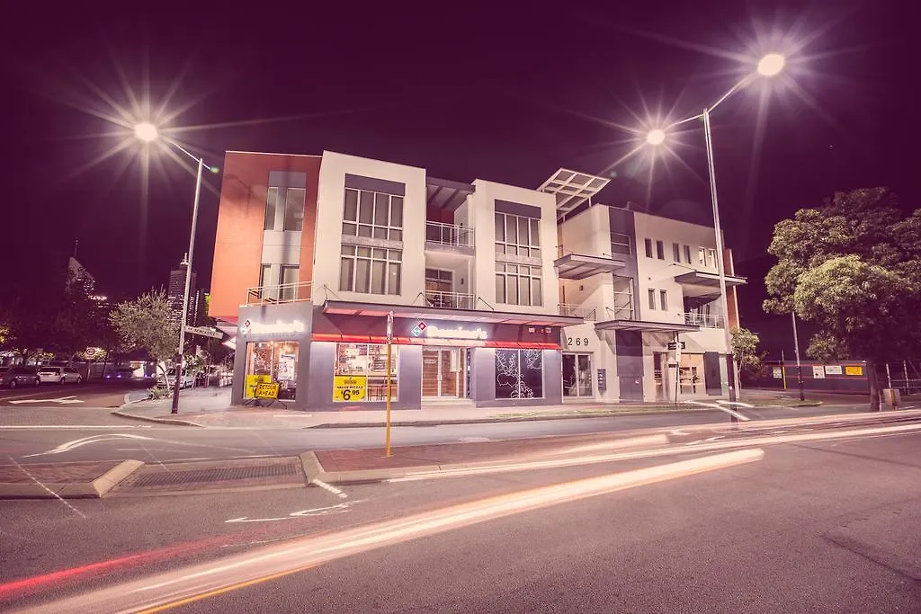 **** Aparthotel Verandah Apartments Perth Australia