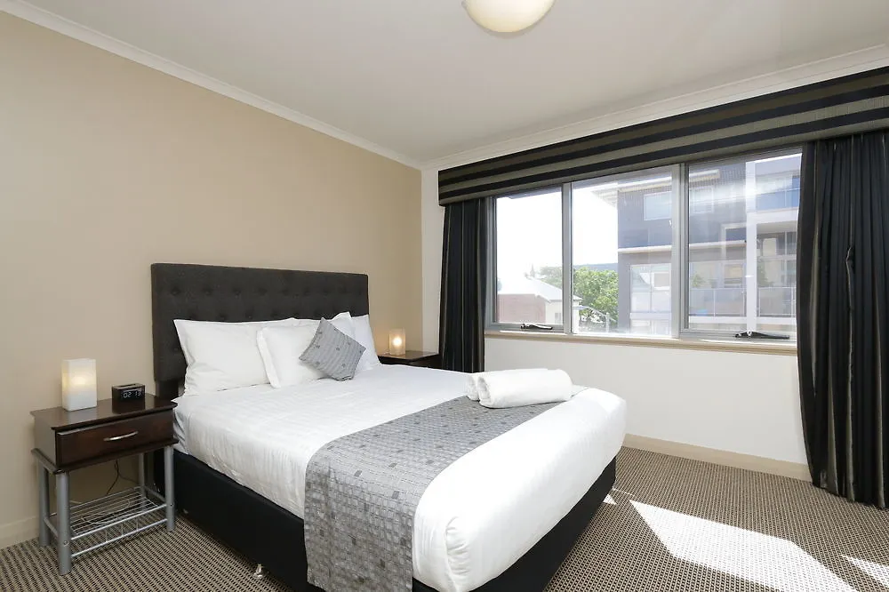 Verandah Apartments Perth 4*,  Austrálie